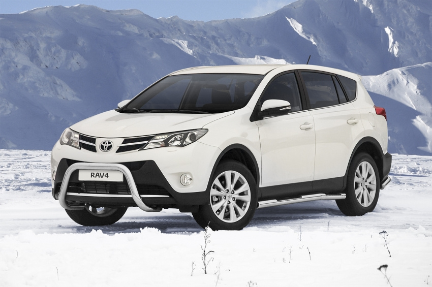 Kuvassa STEELER Lisävaloteline Toyota Rav4 2013-2016