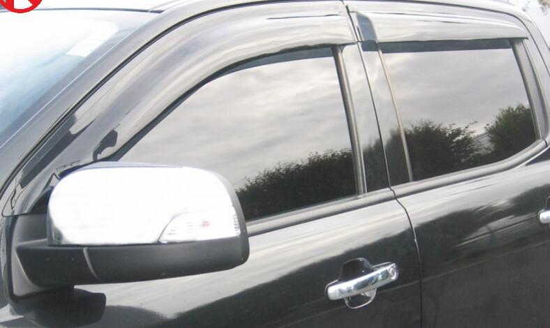 Kuvassa Ikkunavetosuojat Ford Ranger 2012-