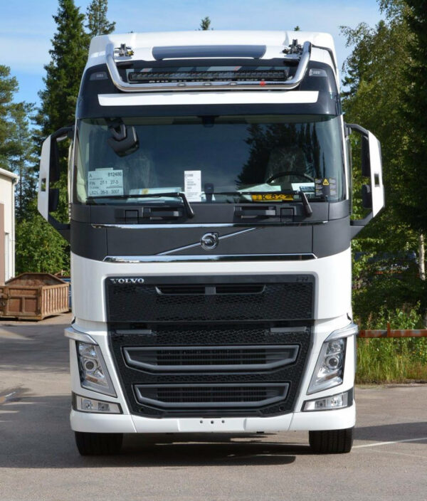 Roof Bar V2.0 Volvo FH4 Globetrotter - Image 3