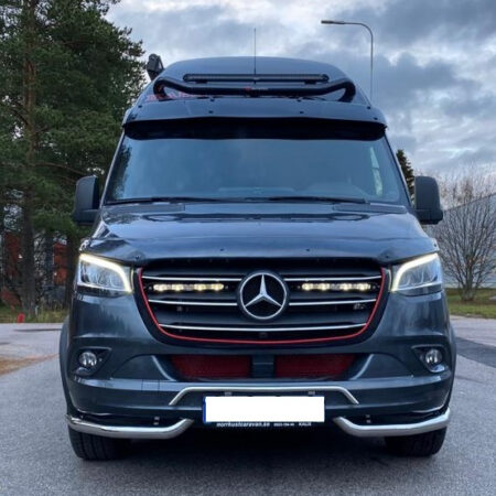 Lazer Grille Kit MB Sprinter 2018- With Linear 12 Auxiliary Lights