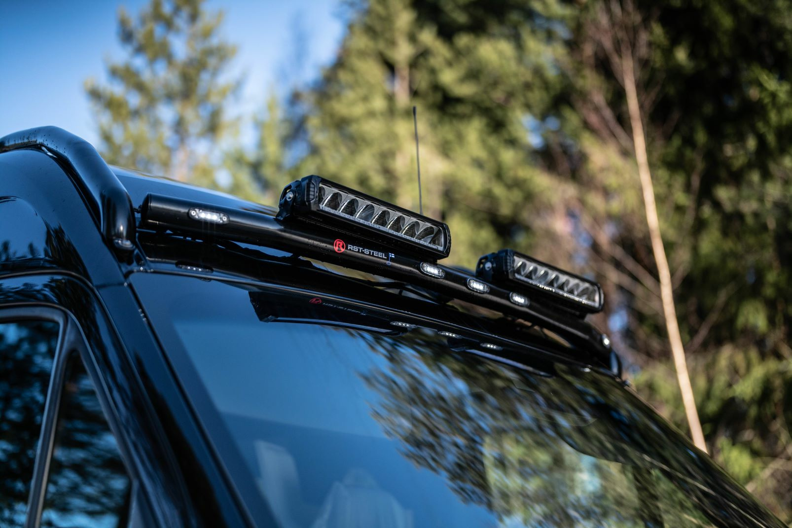 Takbågar till transportbil