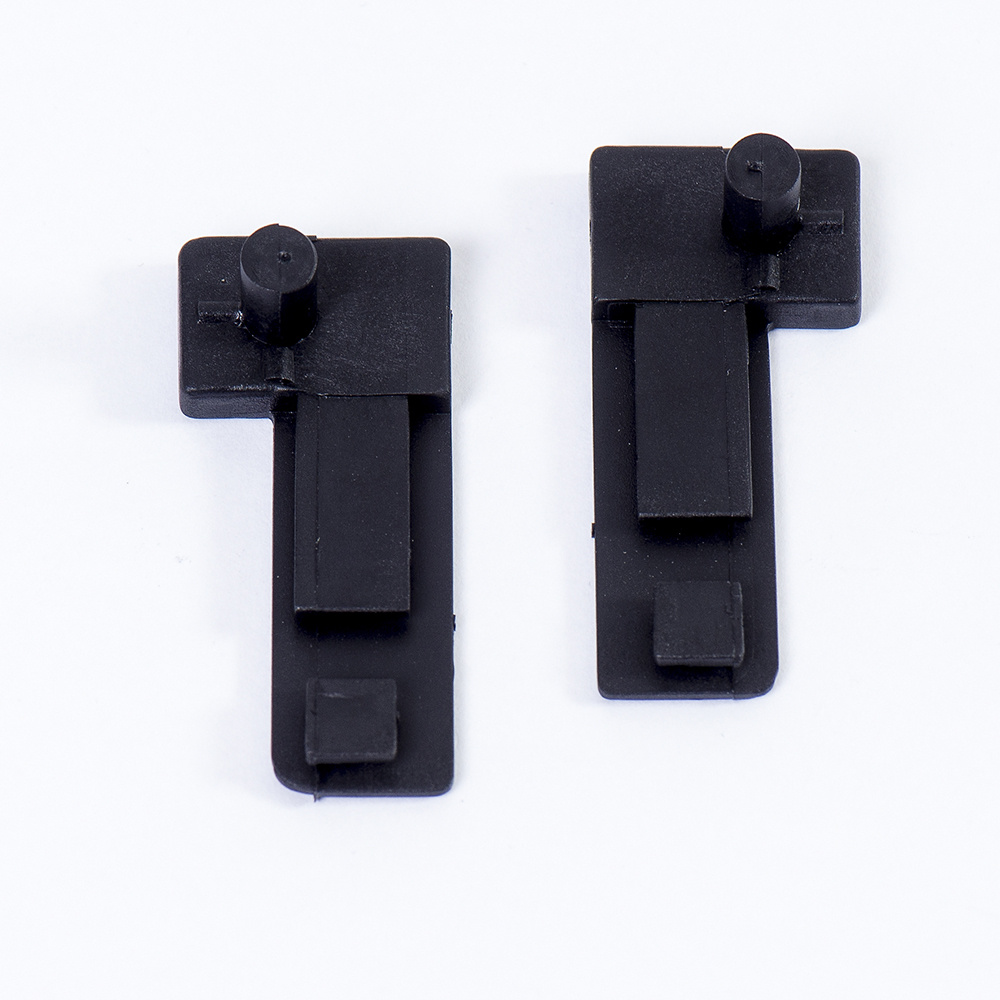 Kuvassa Kannen saranat KM6 kahvinkeittimeen