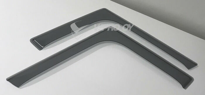 Kuvassa Ikkunavetosuojat Iveco Daily 2014-