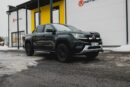Volkswagen Amarok 2023- modell som har sidobalkar på sig.