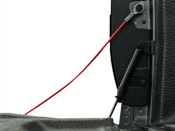 Kuvassa Takaluukun kevennin Ford Ranger 2023-