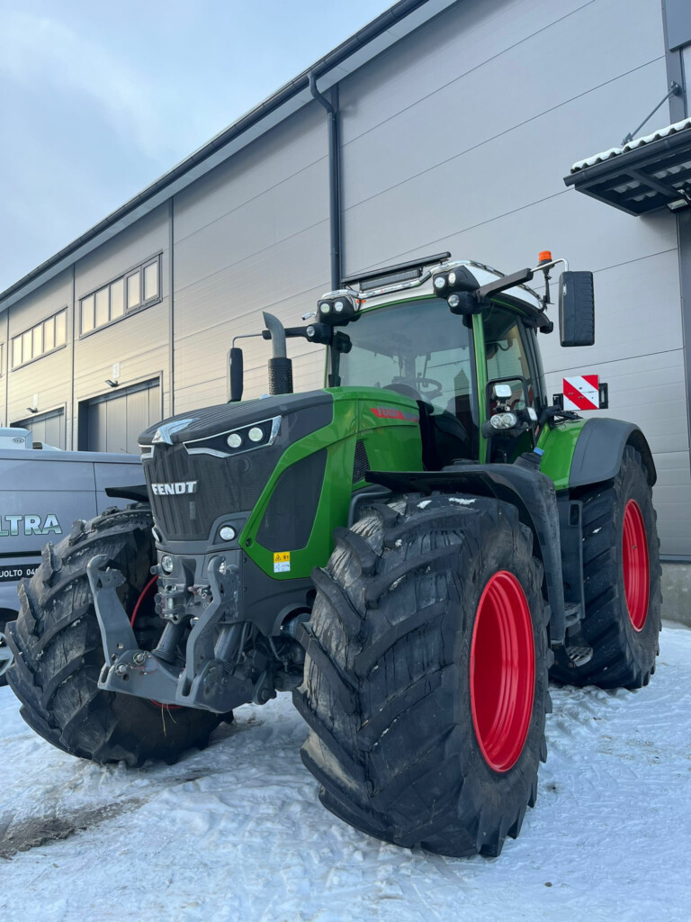Kuvassa Valoteline katolle Fendt 930-942 vario 2019-