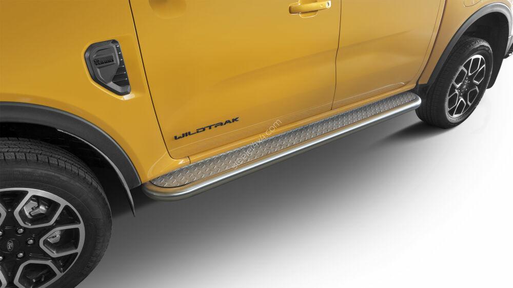 Kuvassa Steeler Astinlaudat Ford Ranger 2023-
