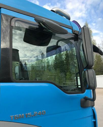 Kuvassa Ikkunavetosuojat MAN (kaikki mallit)