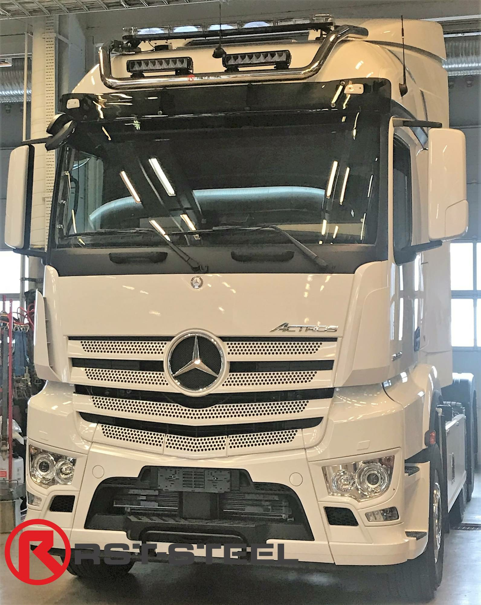 Roof Bar Mercedes-Benz Actros 2,3m (StreamSpace) - Bilde 2
