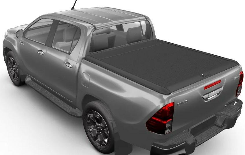 Kuvassa Rullakansi Mountain Top MTR Musta Toyota Hilux DC 2015-