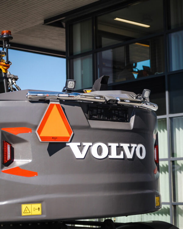 Kuvassa Rear Bar / Counter Weight Bar Volvo EWR150EL 2016-