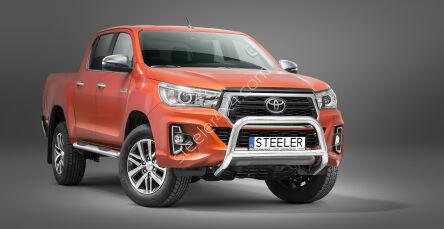 Kuvassa Lisävalotelineet Toyota Hilux 2018-2021