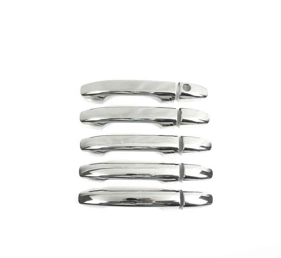 Kuvassa Ovenkahvojen kromisarja MB Sprinter W907 2018-