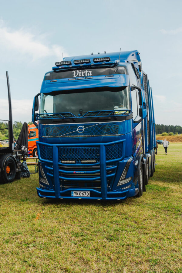 Bull Bar Freeway Volvo FH 2021- - Bild 2