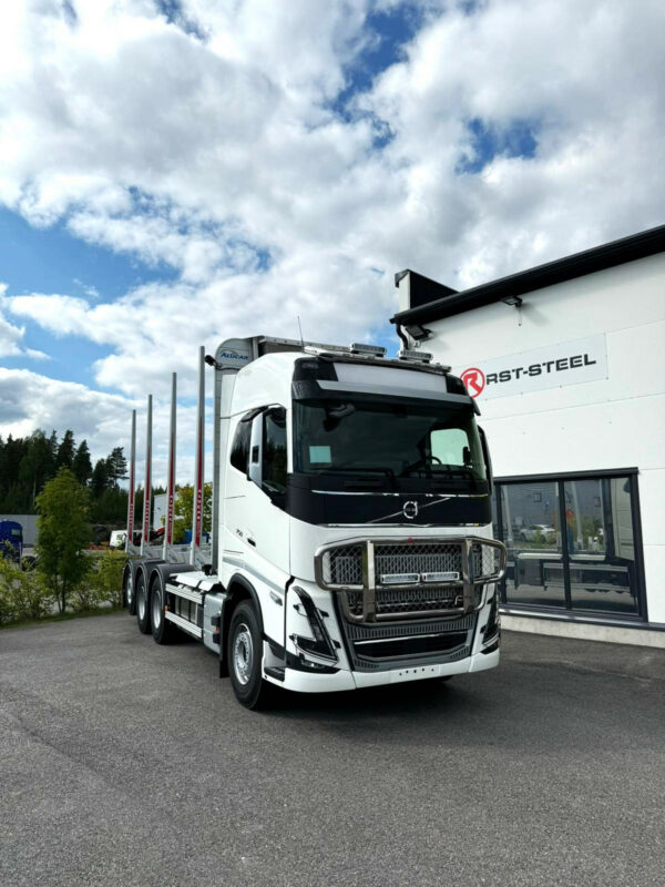 Bull Bar Dakar Volvo FH4 - Image 2