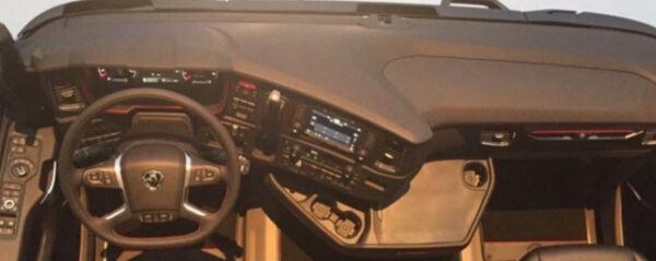 Center Table Scania NextGen 2017- - Bild 3