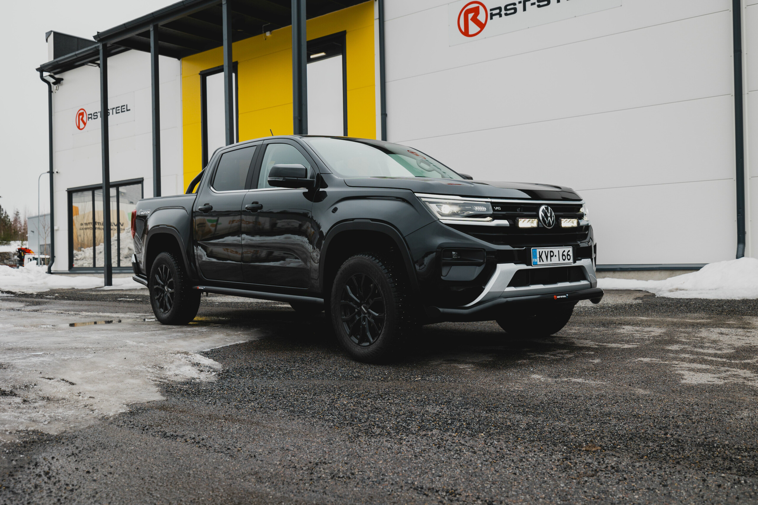 Kuvassa Kylkiputket VW Amarok 2023-