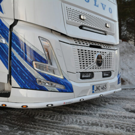 Frontrör Volvo FH AERO