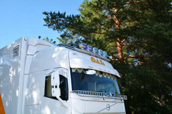Roof Bar Volvo FH4, XL - Image 2