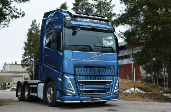 Roof Bar with side extensions Volvo FH4 Globetrotter XL - Bild 3