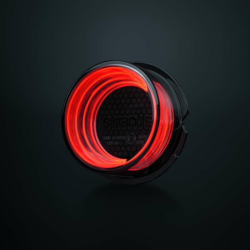 Kuvassa LED-äärivalo Strands FOR9T GEO RED