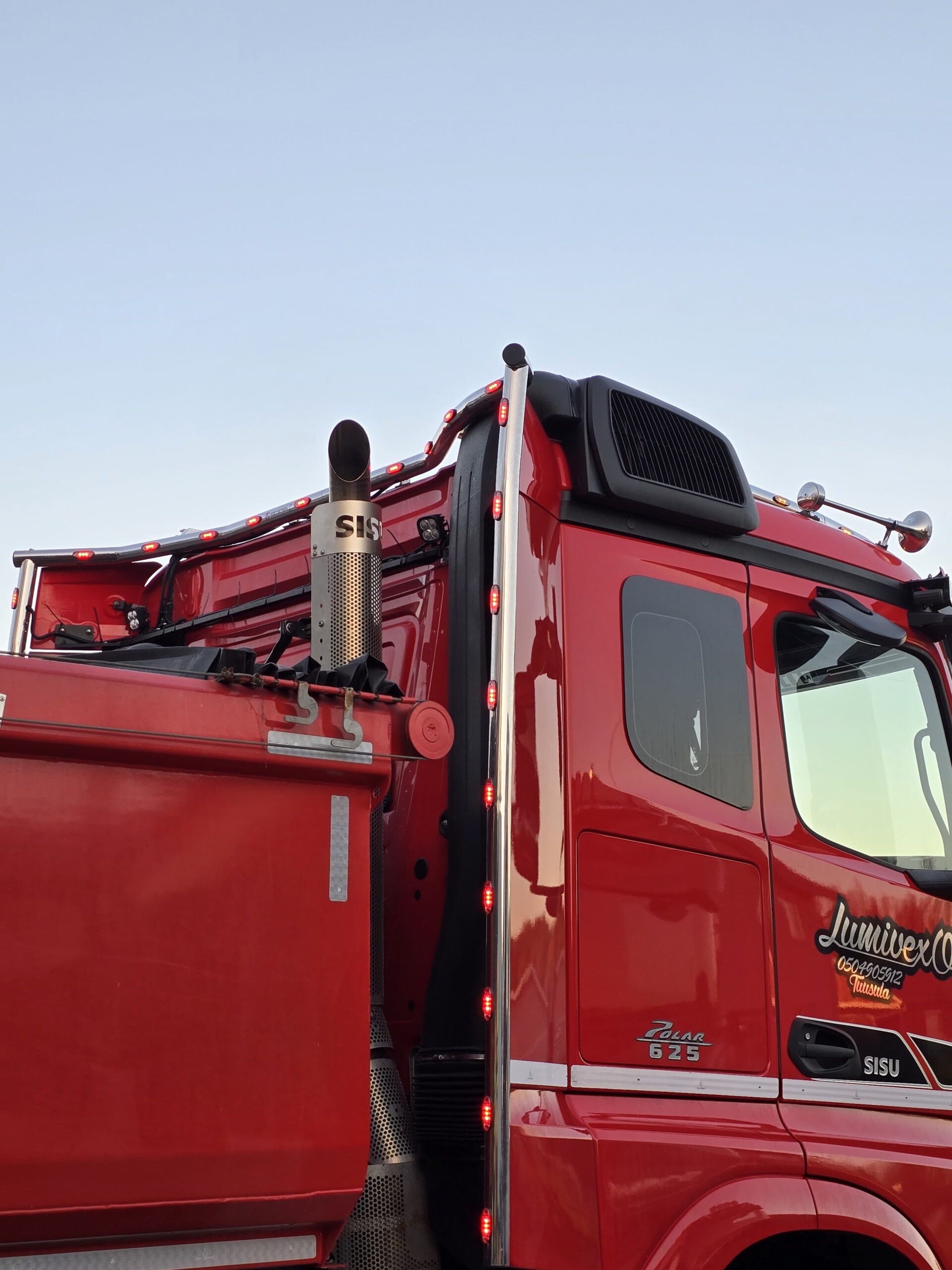 Koristeputket sivutuuliohjaimiin Sisu Polar 2,3 ClassicSpace - Image 2