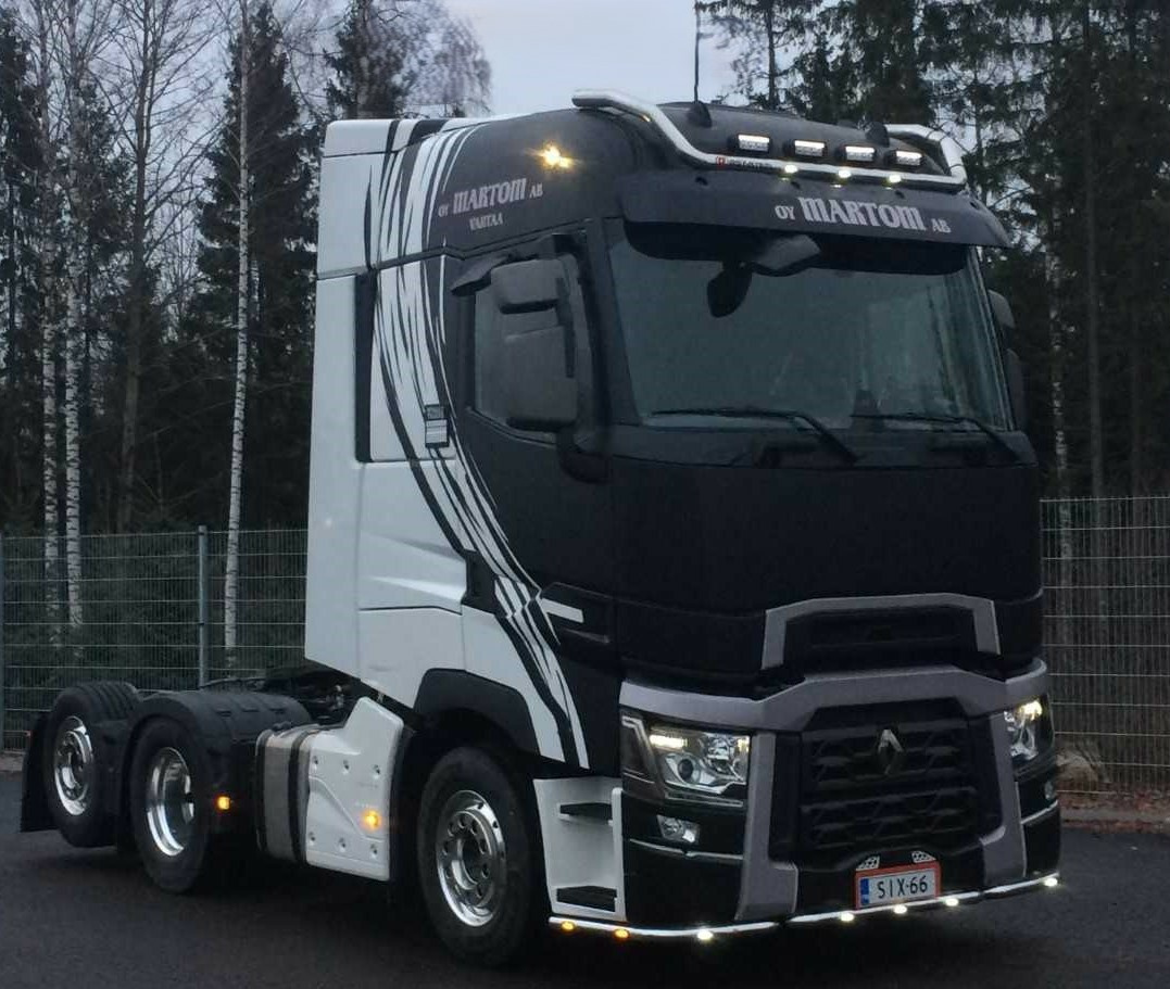 Kuvassa 3-osainen Etuhelmaputki Renault T-/C-sarjaan