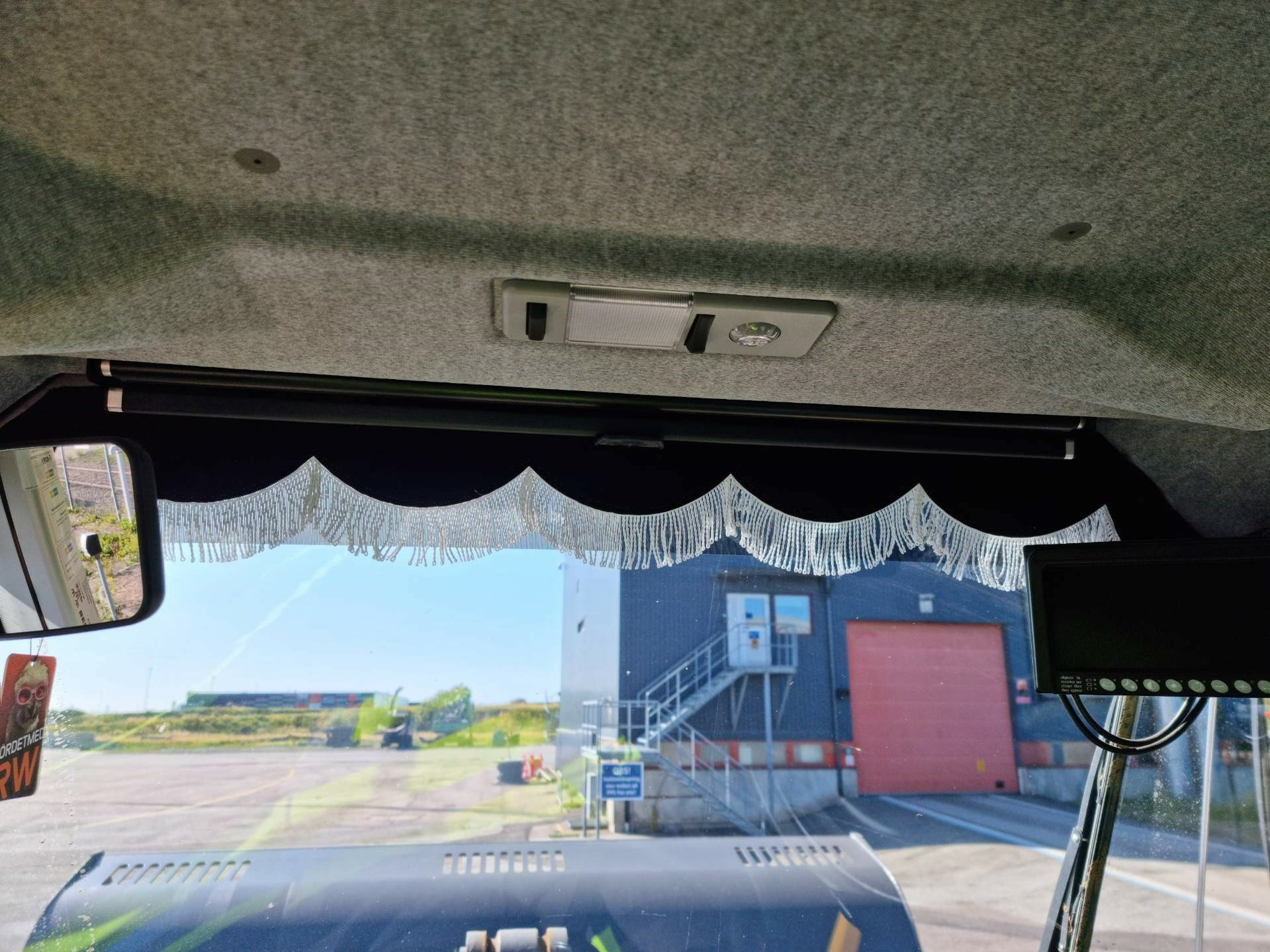 Verhokappa hapsuilla Volvo L60-L350 F-G-H - Image 2