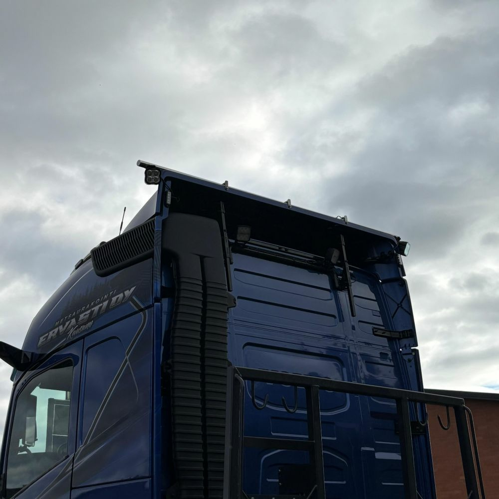 Työvaloteline tuuliohjaimeen Volvo FH4 Globetrotter - Image 2